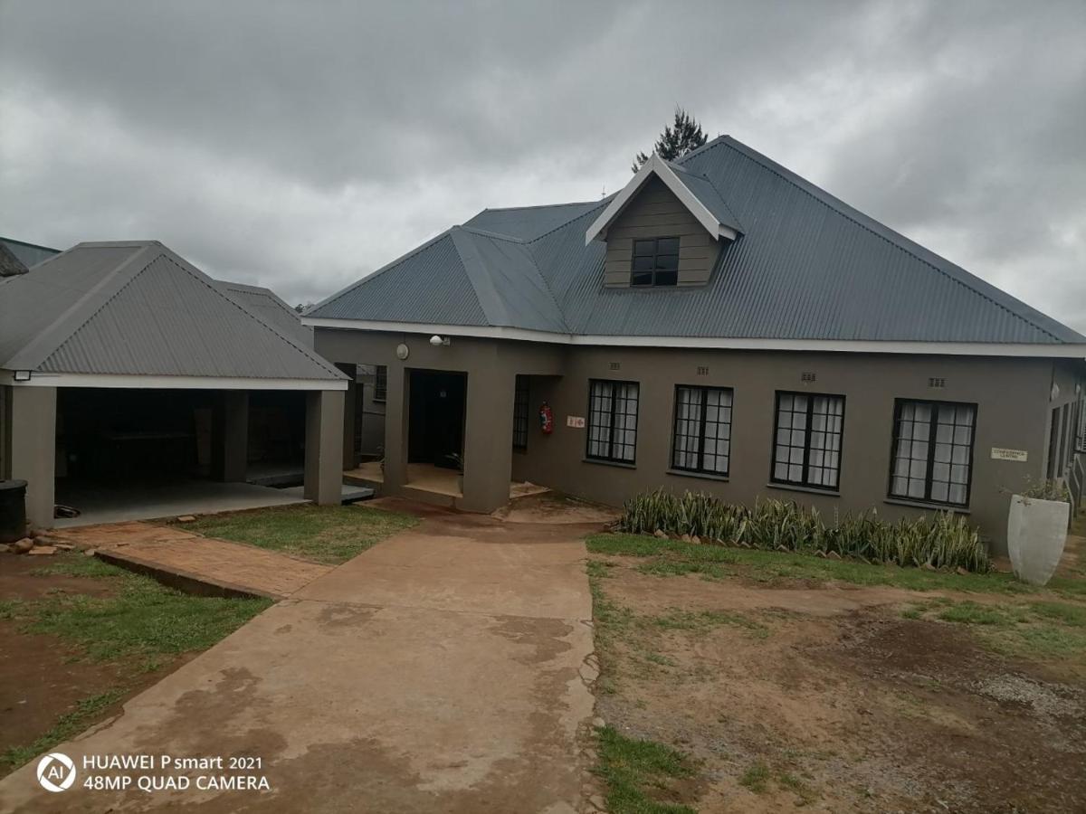 Nongoma Lodge & Inn Cc Exteriör bild