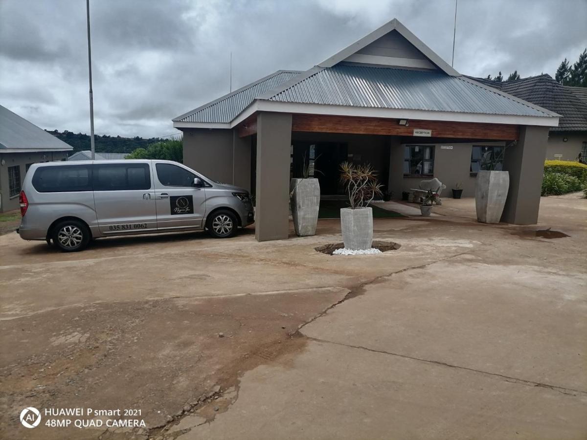 Nongoma Lodge & Inn Cc Exteriör bild
